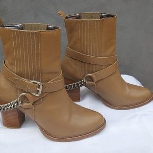 Women's leather boots sz. 8 1/2